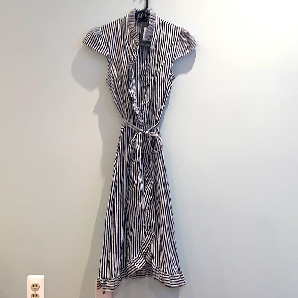 Never Been Worn, NWT -Black&White stripe dress, size M